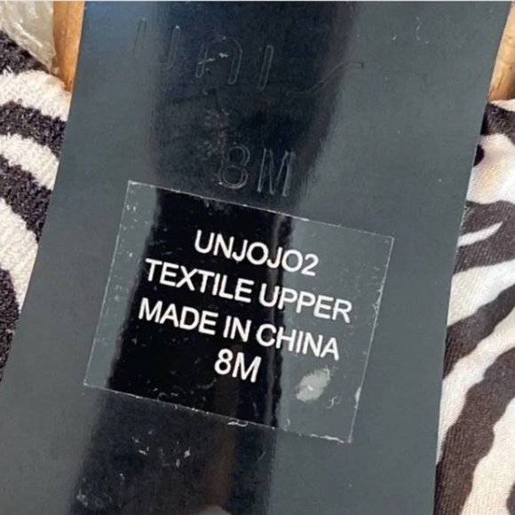 Unisa Size 8 is‎ very cute 🦓 zebra striped heels. Women's Fashion - Picture 6 of 16